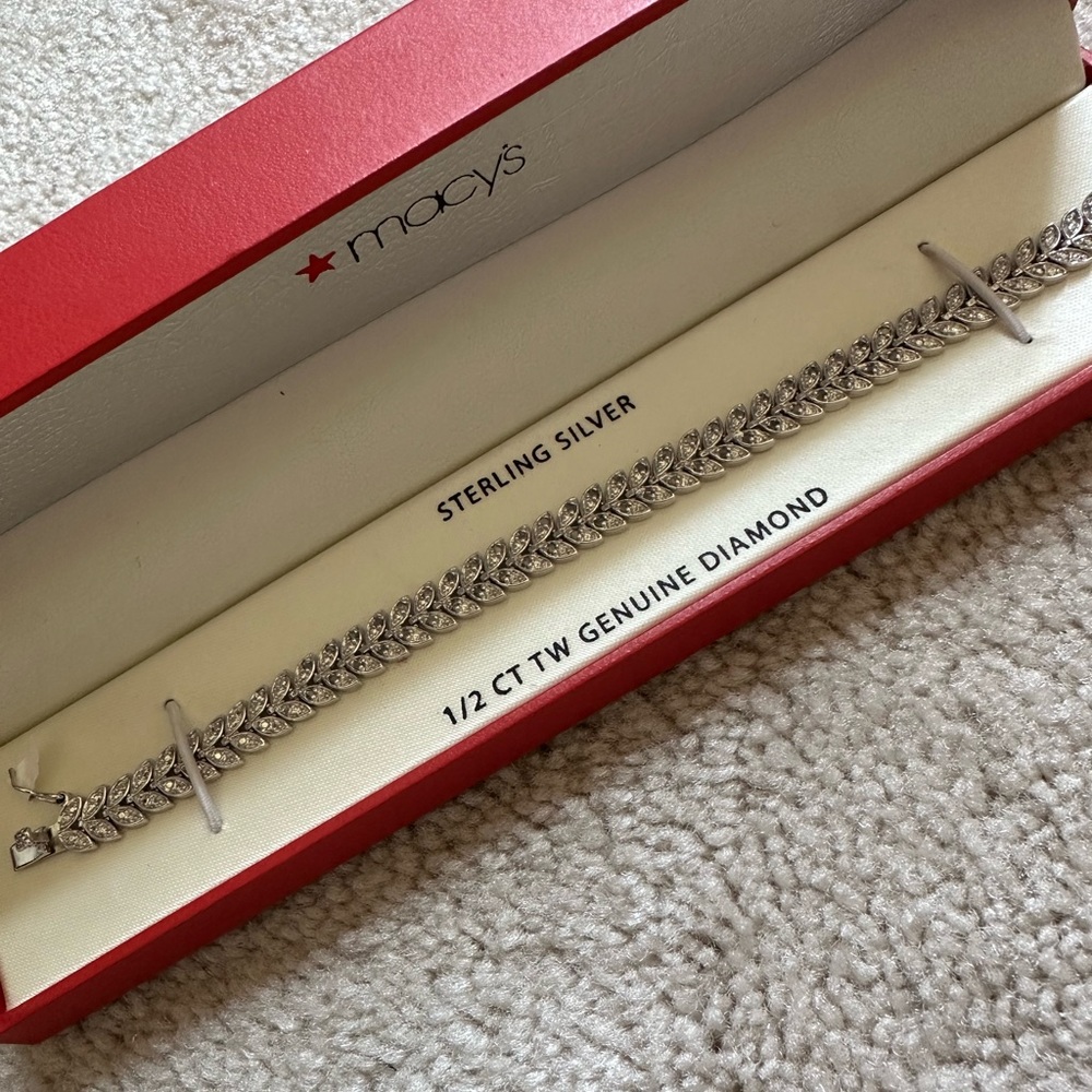 Macy’s 1/2 CT TW Genuine Diamond Bracelet in Sterling Silver NIB